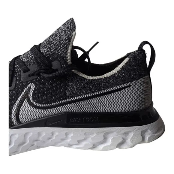 NIKE React Infinity Run FK 'Black White' Running Shoes Size 10