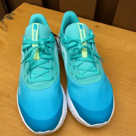 Nike Revolution 5 D2N CW1410-300 Sneakers Shoes