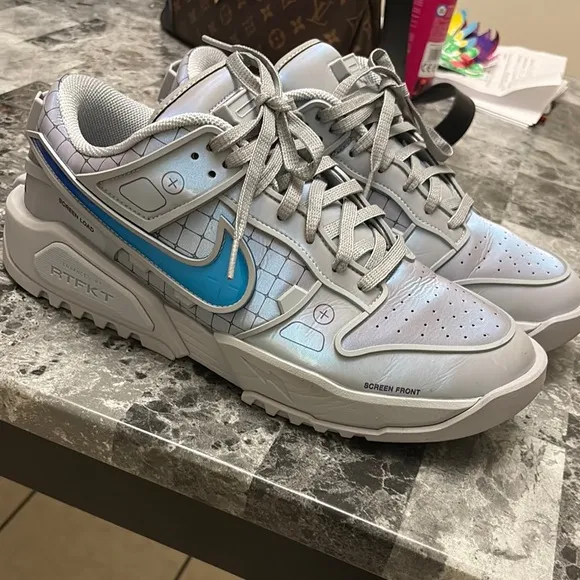 Nike RTFKT dunk genesis