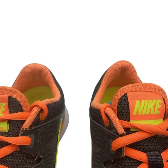 Nike running woman’s 616694-005 Black and Orange Athletic Shoes size 8.5 fitsole