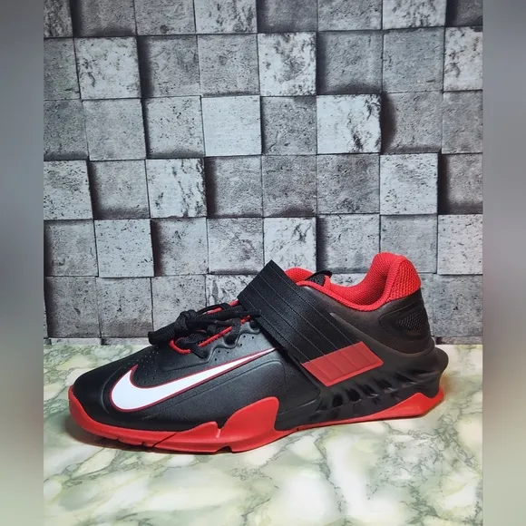 Nike Savaleos V02 Black Red White Weightlifting Shoes Size 9