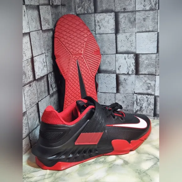 Nike Savaleos V02 Black Red White Weightlifting Shoes Size 9