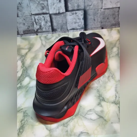 Nike Savaleos V02 Black Red White Weightlifting Shoes Size 9