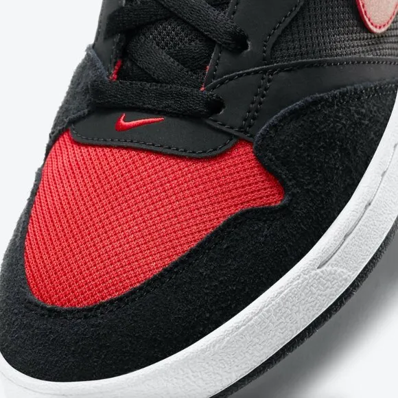 Nike SB Alleyoop Bred Suede Low Top Mens Skate Shoes Black Red 11