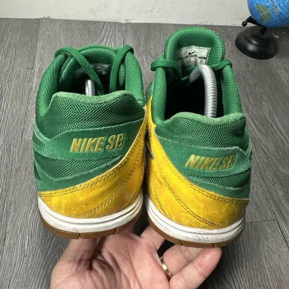 Nike SB Lunar Gato Brazil Shoes Mens 11 World Cup 2014 Edition Pine Green Yellow