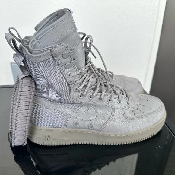 Nike SF Air Force, Men's Gray High-Top Sneakers