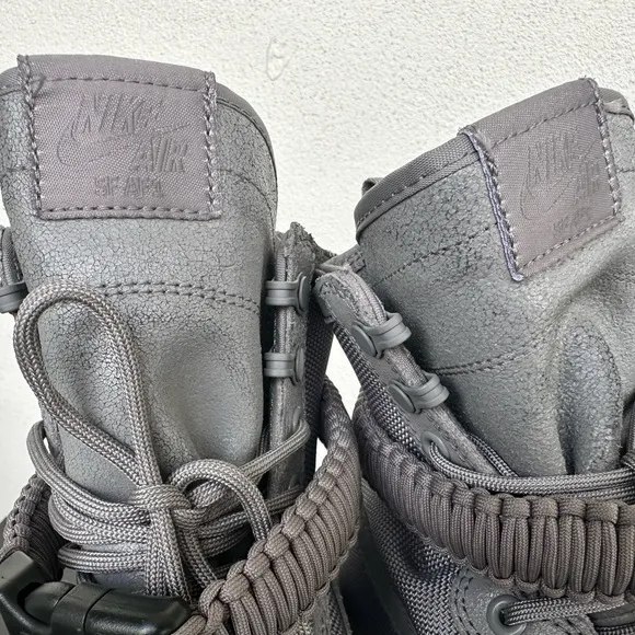 Nike SF Air Force, Men's Gray High-Top Sneakers