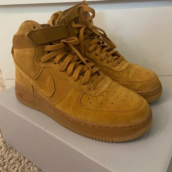 Nike Shoes| Air Force 1 High | Color: Wheat | Size 6.5 Y - Big Kids