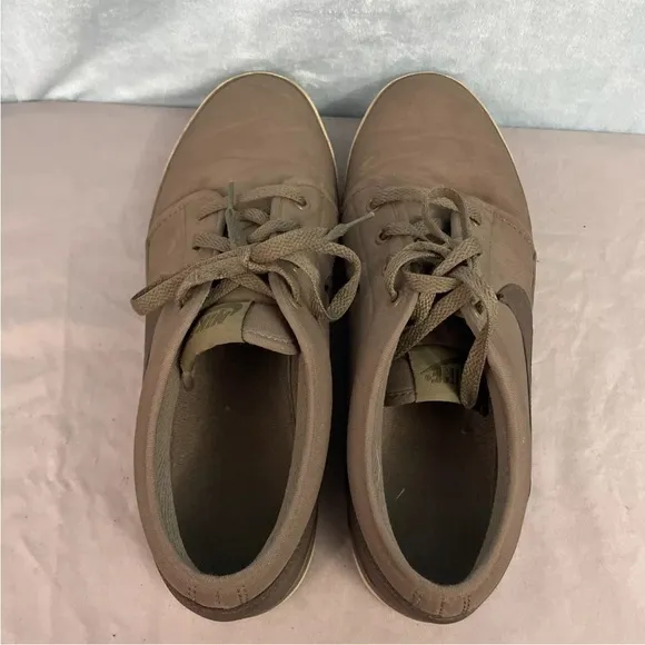 NIKE Shoes Mens 11 Brown Gray Low Top Y2k 2011 Athletic Sneakers 11 443687-200