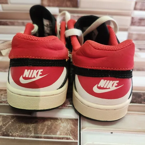 Nike Shoes Youth Size 6Y Son Of Force Red Black Low Top Basketball Sneakers