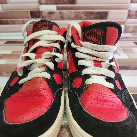 Nike Shoes Youth Size 6Y Son Of Force Red Black Low Top Basketball Sneakers