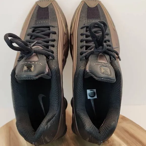 Nike Shox R4 Off Noir Ironstone Womens Size 10