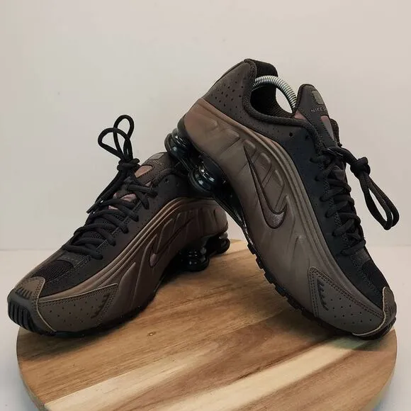 Nike Shox R4 Off Noir Ironstone Womens Size 10