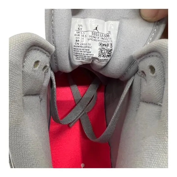 Nike Sneakers Kids 6Y Silver Air Jordan 1 High Top Pink Youth Activewear Orange