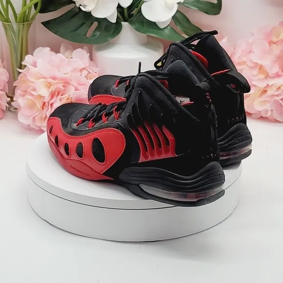 Nike Sonic Flight Gary Payton Men's Size 10 US Black Red Shoes 641333-002