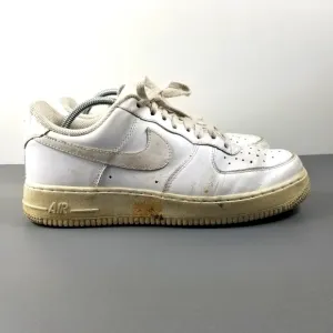 Nike Sz 8.5 Air Force 1 Low Top Mens Triple White Sneaker Shoes 315122-111.
