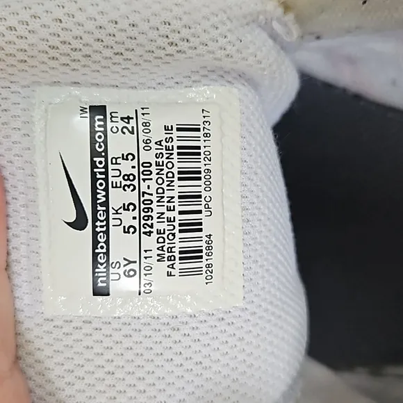 Nike Tennis Shoes (Size 6Y) - White and Gray  (Size 6Y)