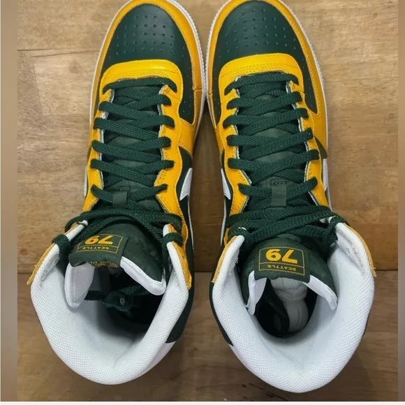 Nike Terminator High top  green and yellow size men’s 11.5 weekend price only