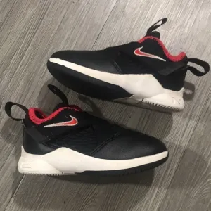 Nike Toddler Lebron Soldier XII Basketball Shoes