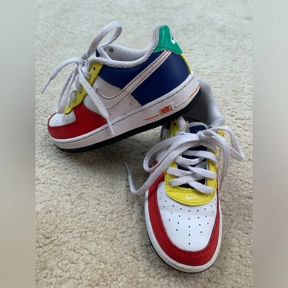 Nike Toddler Size 11 Air Force 1 Low LV8 Sneakers