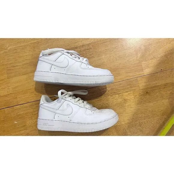 Nike Unisex Kids Lace Up Low Top Air Force 1 PS Sneaker Shoes White Size 12