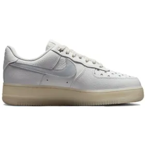 Nike Womens Air Force 1 Low '07 Shoes
