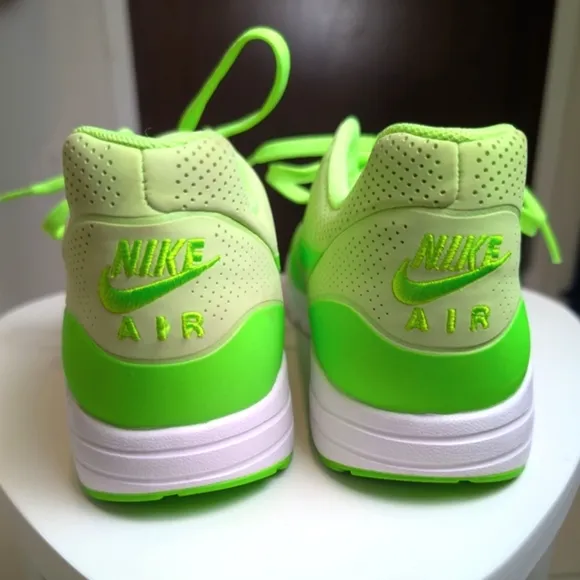 Nike Womens Air Max Neon Green and White Running Shoes 10