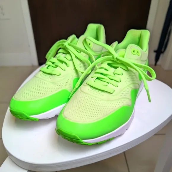 Nike Womens Air Max Neon Green and White Running Shoes 10