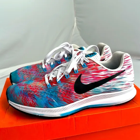 Nike Women's Air Zoom Pegasus 34 LE Multicolor rainbow running sneakers