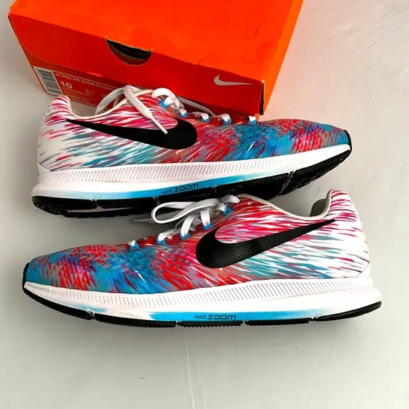 Nike Women's Air Zoom Pegasus 34 LE Multicolor rainbow running sneakers