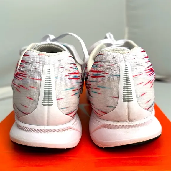 Nike Women's Air Zoom Pegasus 34 LE Multicolor rainbow running sneakers