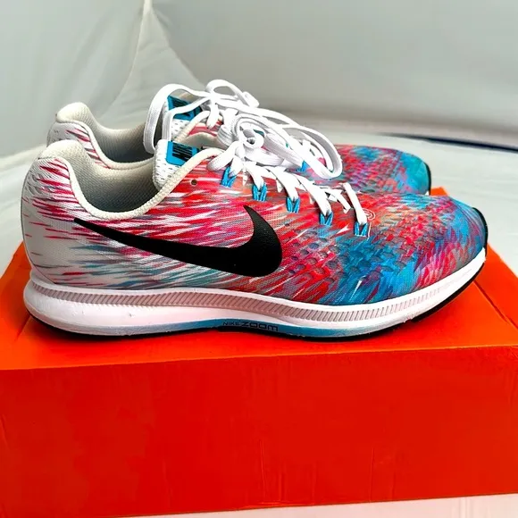 Nike Women's Air Zoom Pegasus 34 LE Multicolor rainbow running sneakers