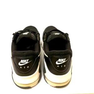 Nike Women's Size 10 Athletic Running Shoes Black and White with Mesh Design