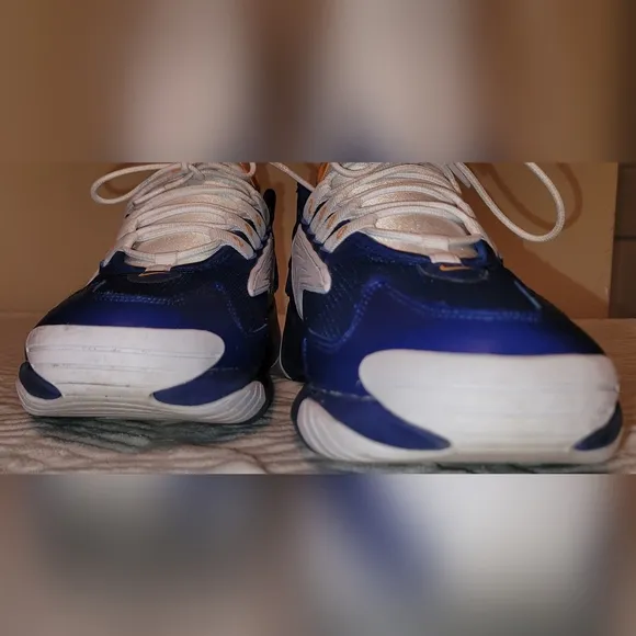 Nike Zoom 2K Men’s Athletic Shoes  AO0269-400 Men's Sneakers Size 10.5