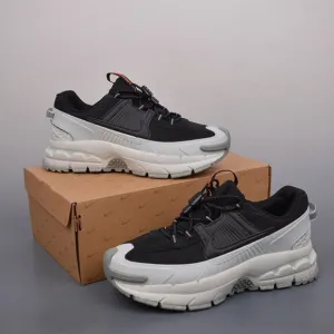 Nike Zoom Vomero Roam Men's Winterized Shoes Gray