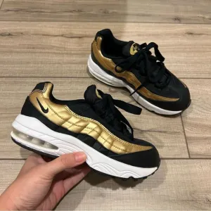 Nike Air Max 95 Youth 1Y Sneaker Shoes Black Metallic Gold 905461-032