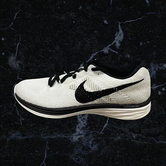 Nike Flyknit Lunar 3 Women’s Running Shoes 9.5