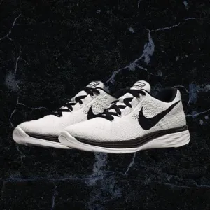 Nike Flyknit Lunar 3 Women’s Running Shoes 9.5