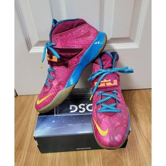 Nike LeBron Soldier VII Basketball Shoes 12