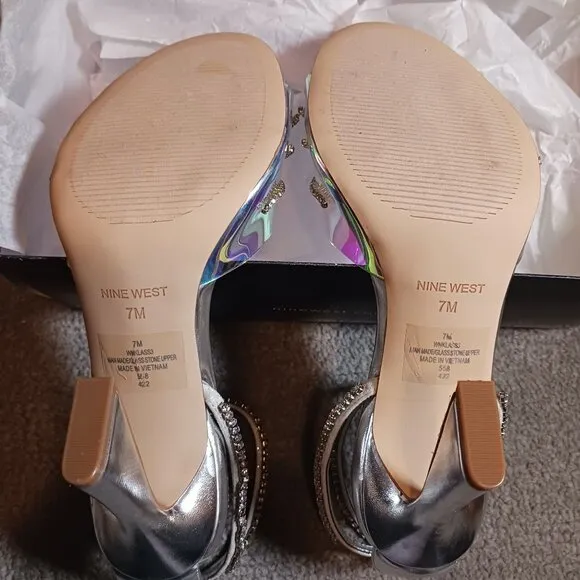 Nine‎ West KLASS3 Comfort Insole Pumps in Silver/Iridescent, Size 7