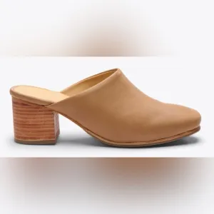 NISOLO All-Day Heeled Mule Almond Size 9