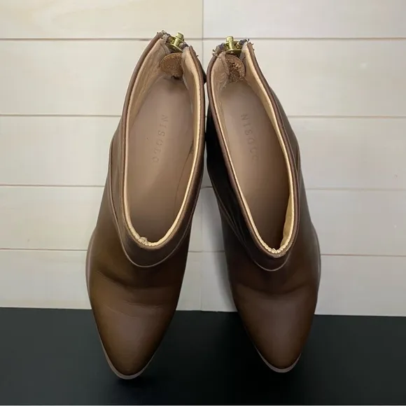 Nisolo Dari Ankle Boots Brown Leather Women's Size 8.5 Shoes Zip Booties