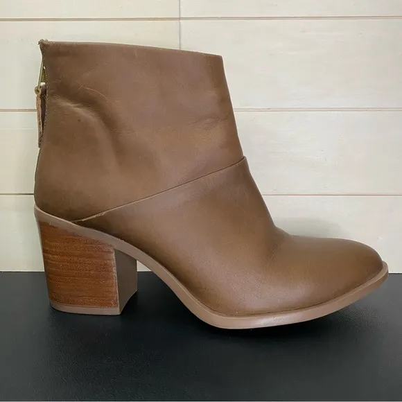 Nisolo Dari Ankle Boots Brown Leather Women's Size 8.5 Shoes Zip Booties
