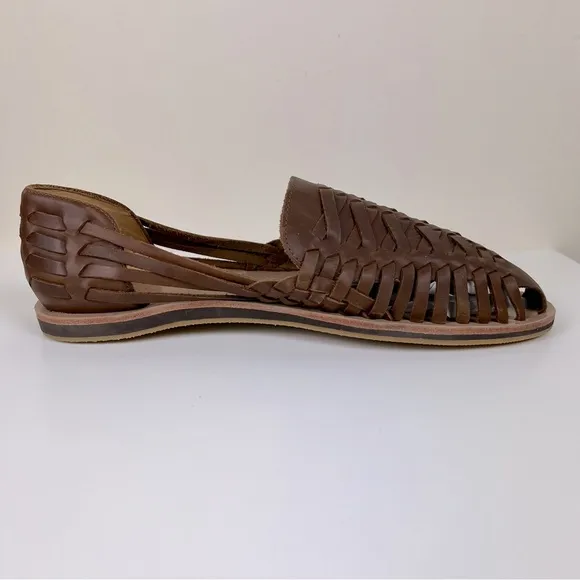 Nisolo | Men's Handmade Leather Huarache Sandal Brown | 11.5