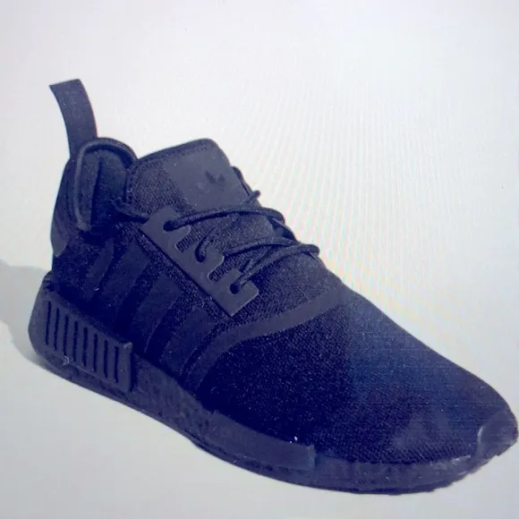 NMD R1 j kids original Adidas sneaker, size 6 1/2, FX8777 all black, new.