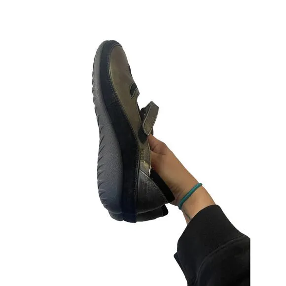Noat Women's EUR 38 US 7 Metallic Matai Metal Leather Mary Jane Shoes