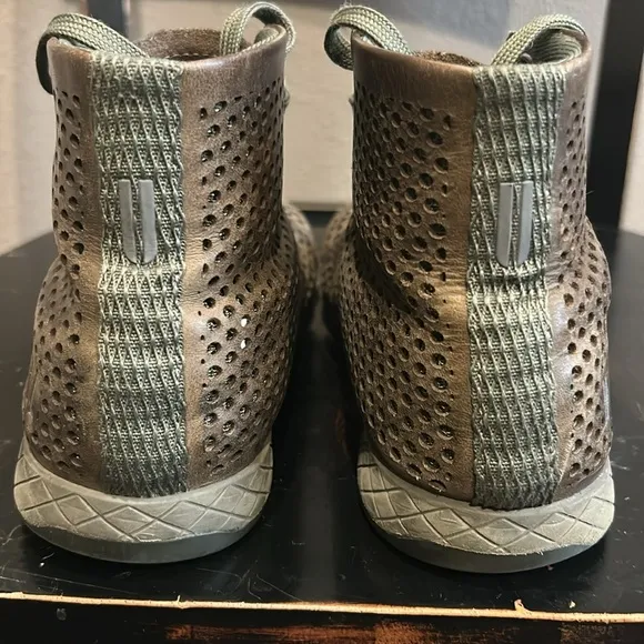 NOBULL TRAINER HIGH- TOP SHOES unisex.