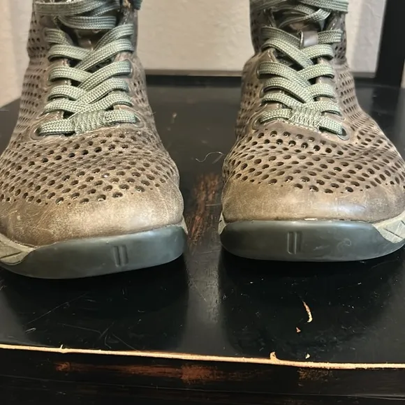 NOBULL TRAINER HIGH- TOP SHOES unisex.