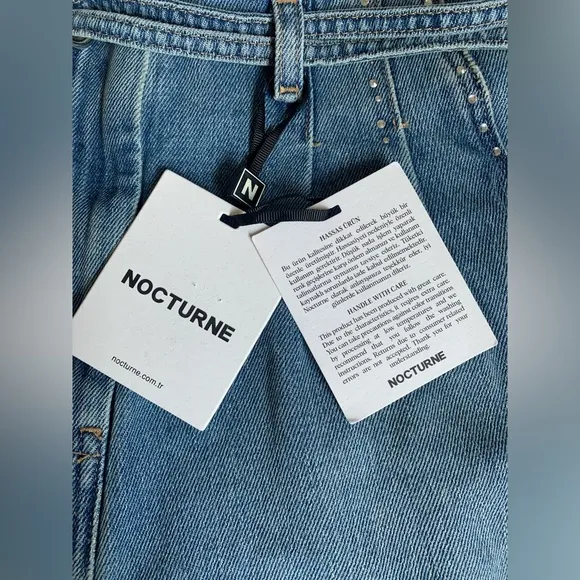 NOCTURNEWomen's High-Waisted MomJeans 👖‼️‼️