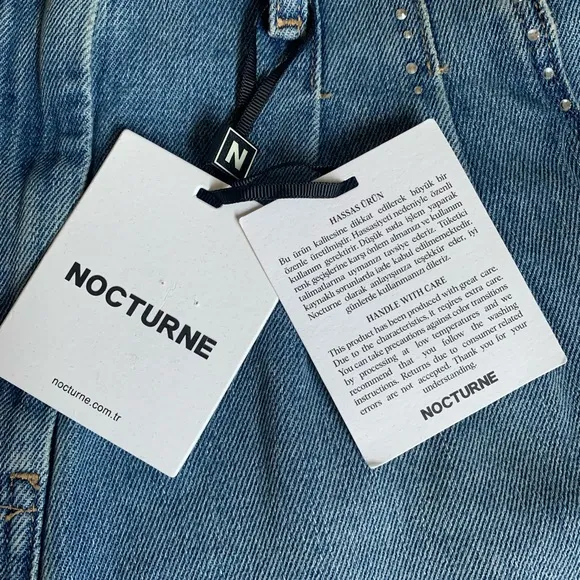 NOCTURNEWomen's High-Waisted MomJeans 👖‼️‼️